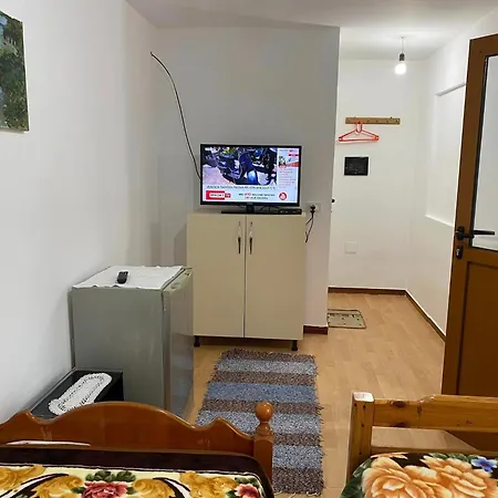 Bujtina Uji I Panjes 3*